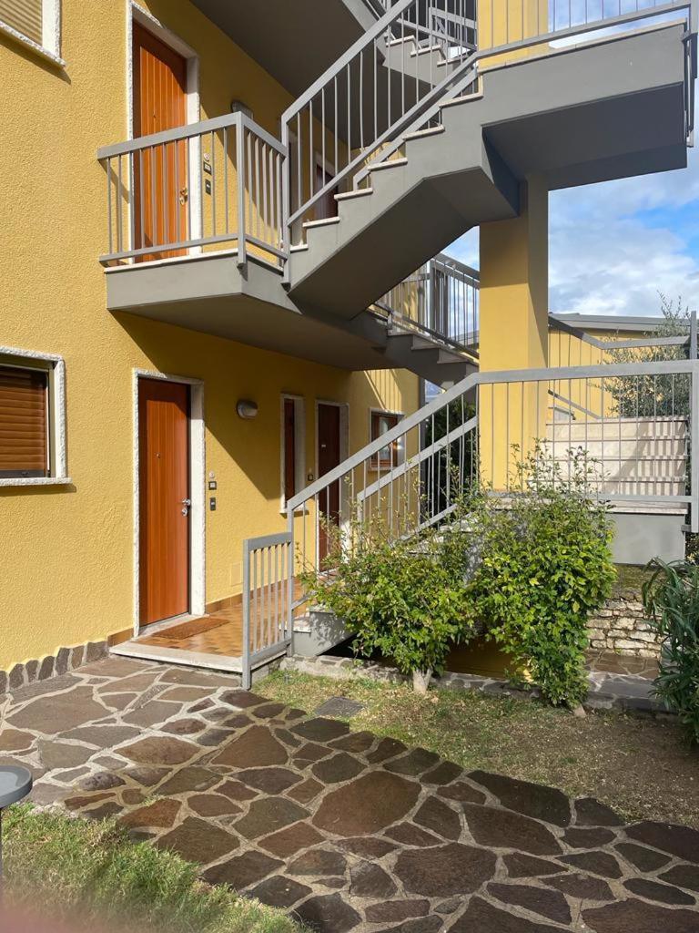 Appartamento Perla Del Lago - Enchanting Lake View มัลเชซิเน ภายนอก รูปภาพ