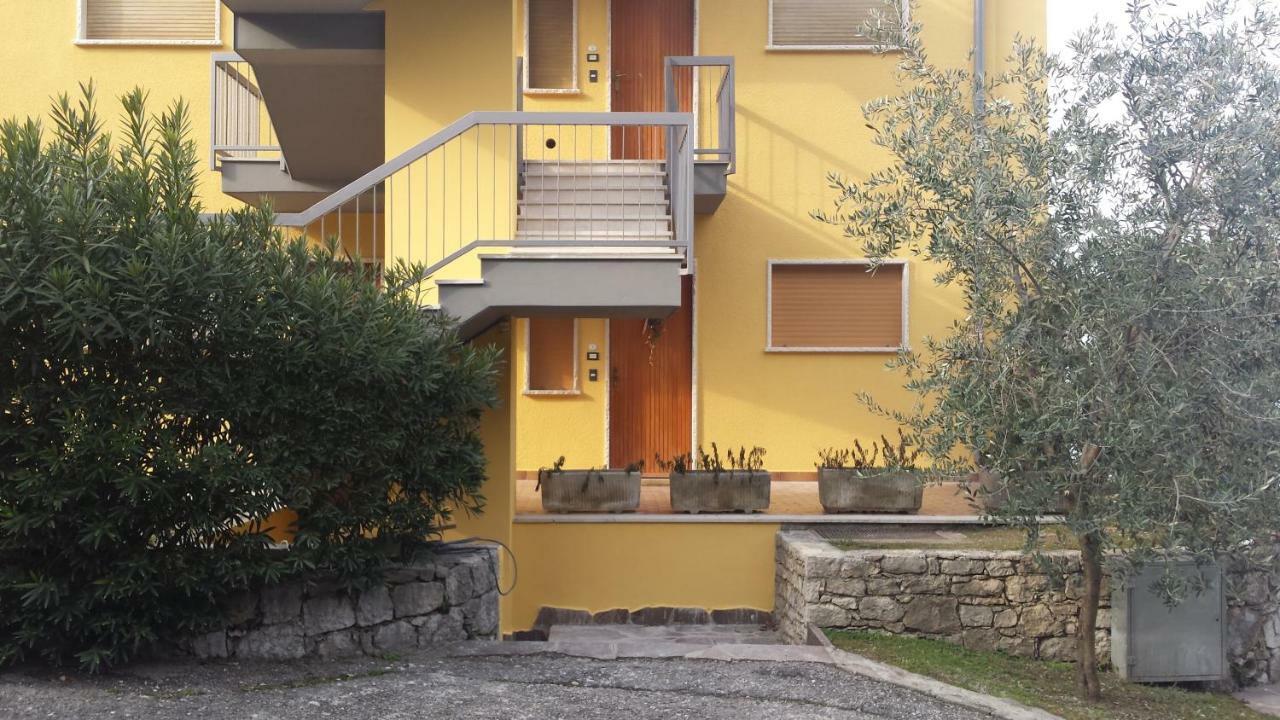 Appartamento Perla Del Lago - Enchanting Lake View มัลเชซิเน ภายนอก รูปภาพ